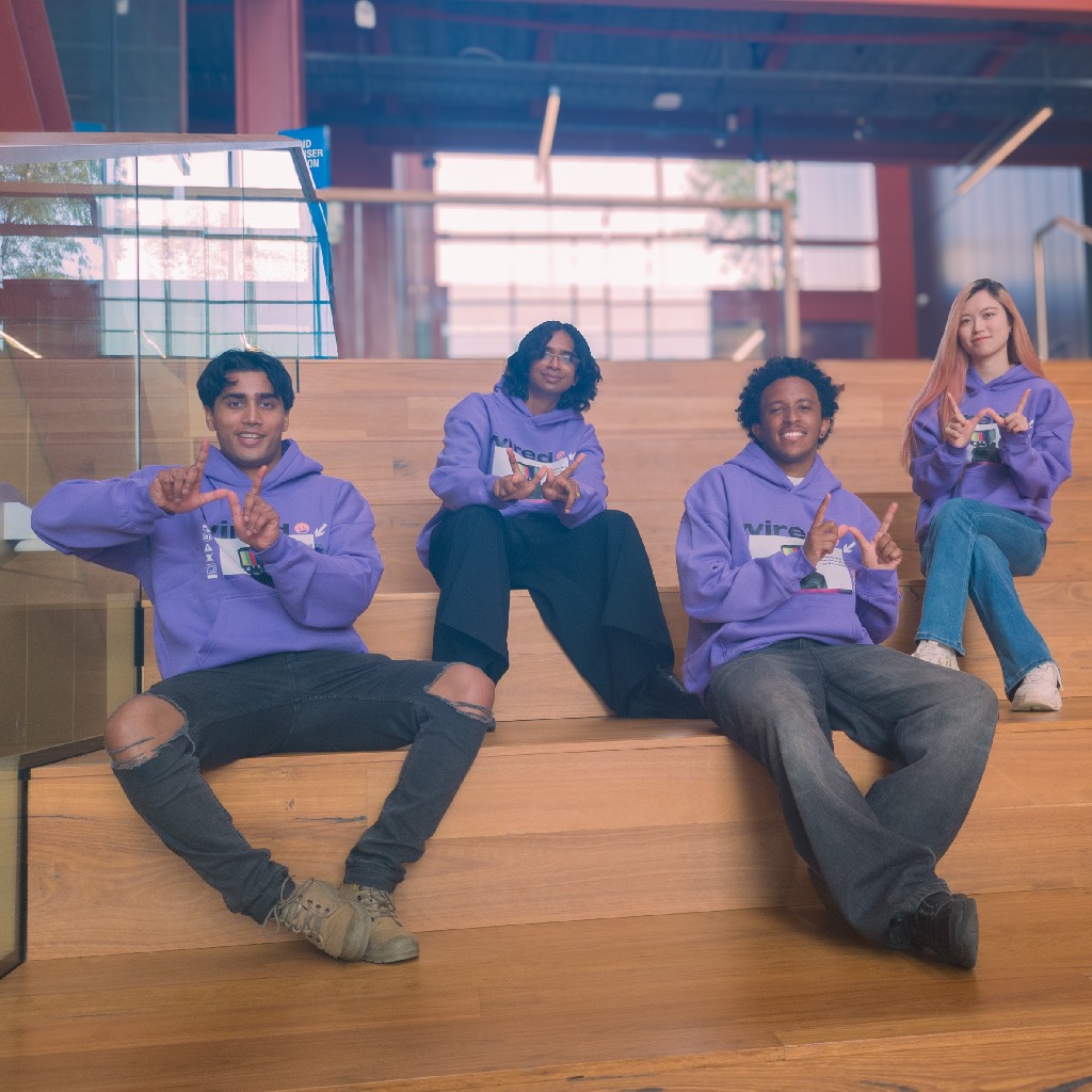 Limited Edition Astro Hoodie - Thumbnail 5